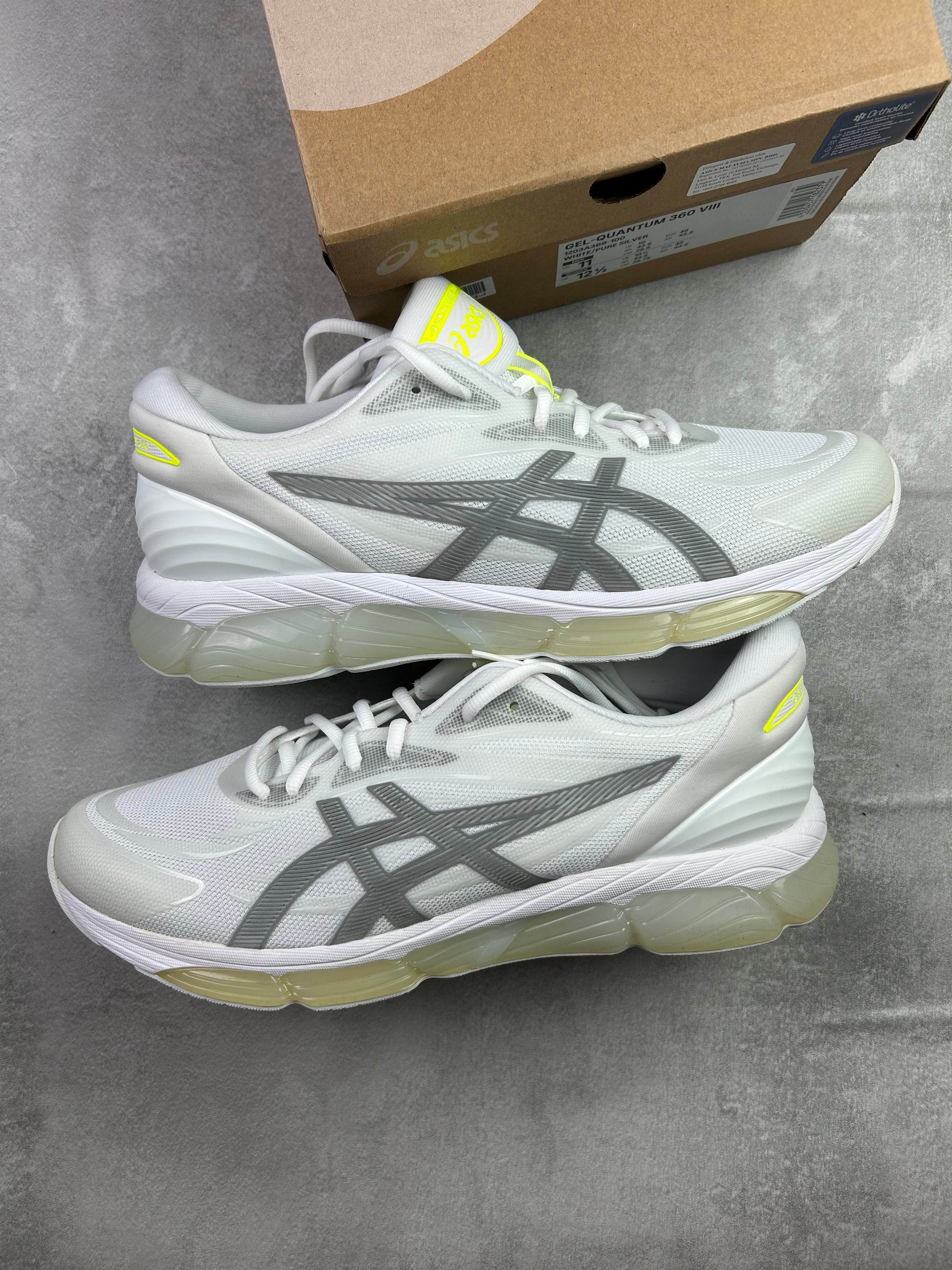 asics GEL-QUANTUM 360 VIII in white/Pure Silver