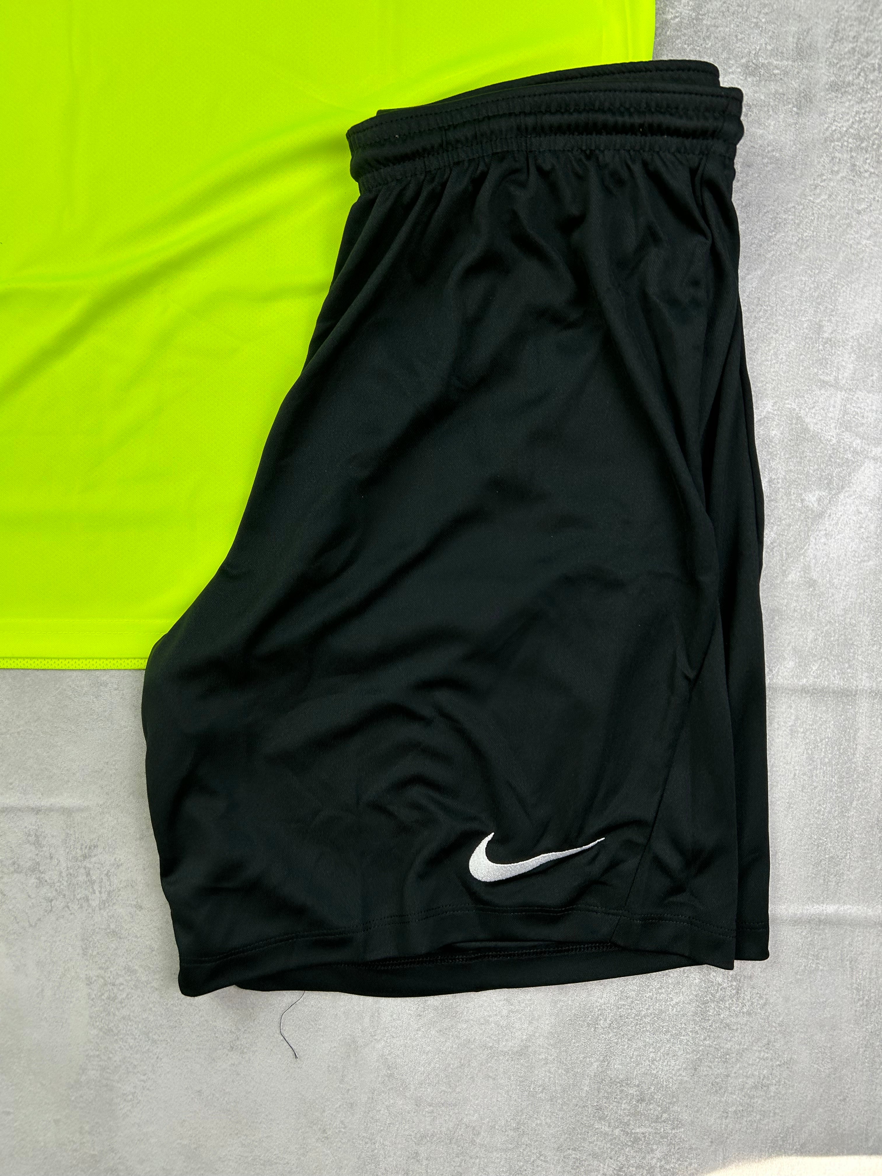 Nike dri fit set volt/black