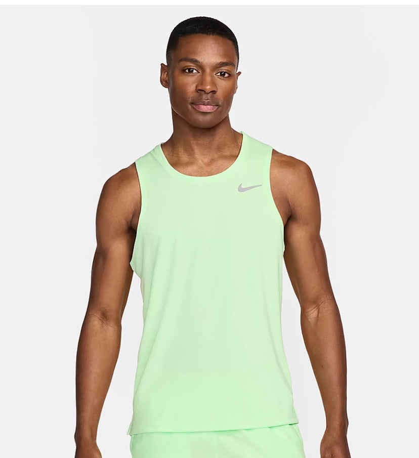 nike miler men's Dri-FIT running vest vapour green