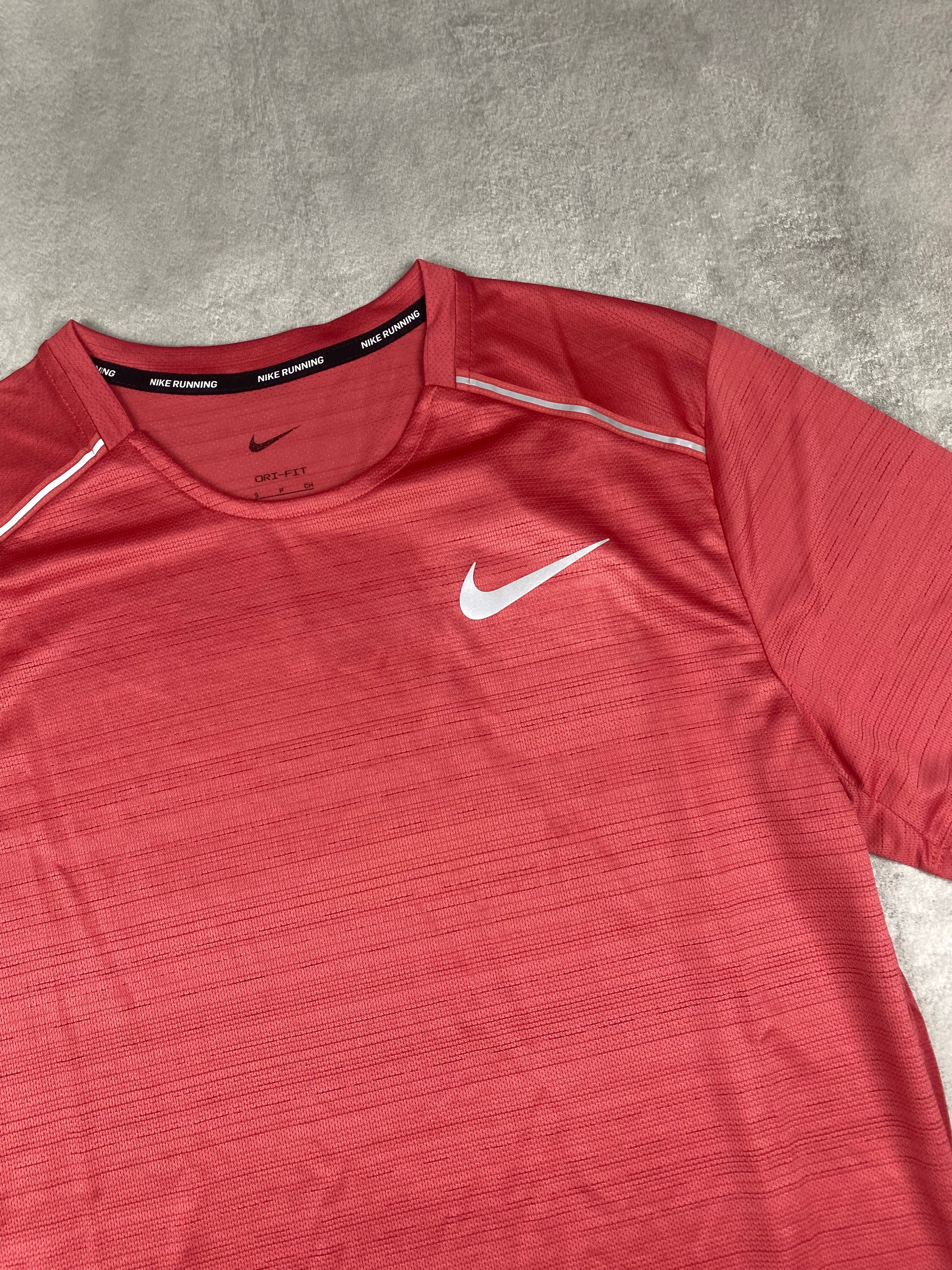 Nike Men’s miler 1.0 t shirt adobe red