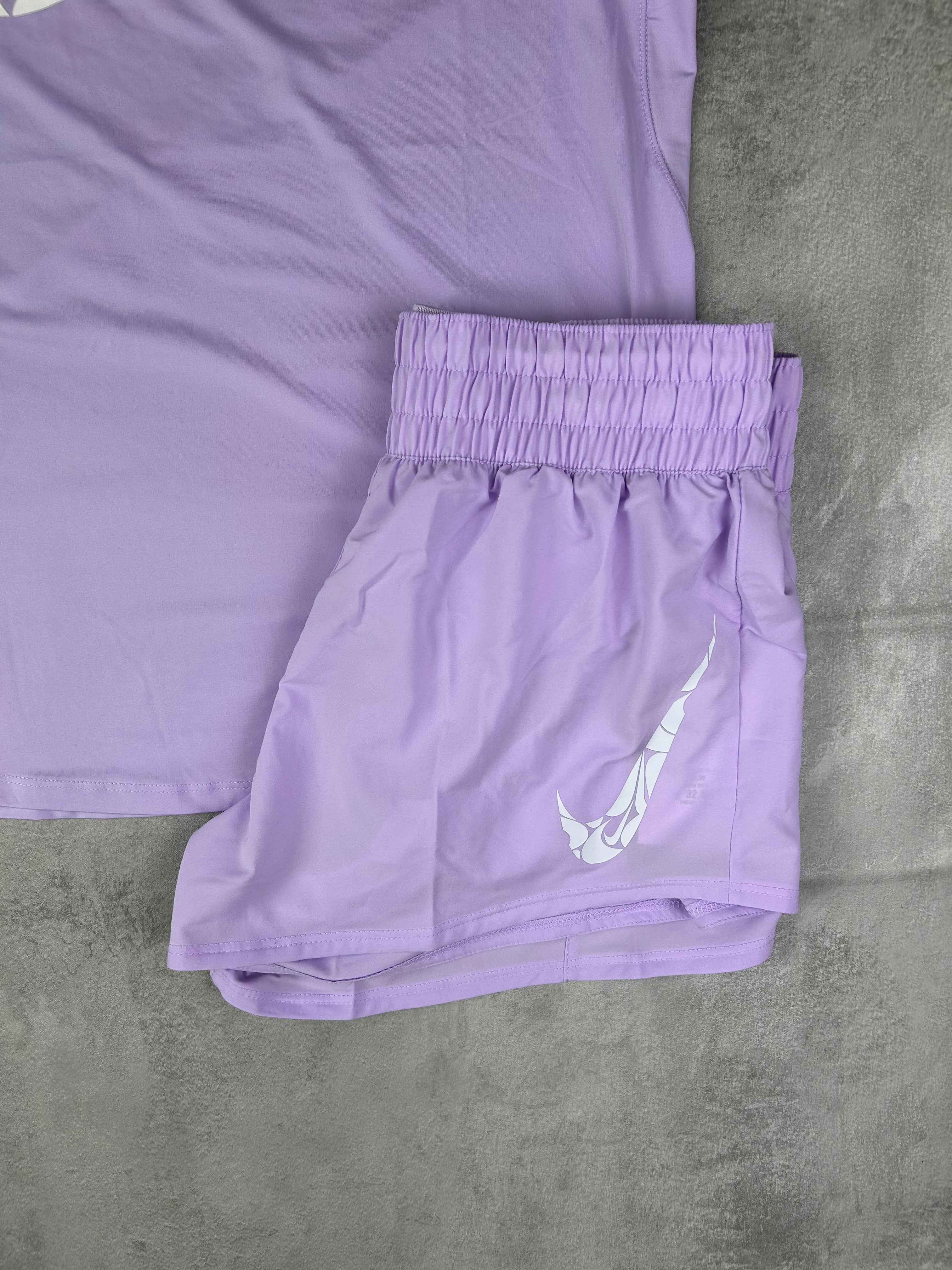 Nike women's swift one set pink