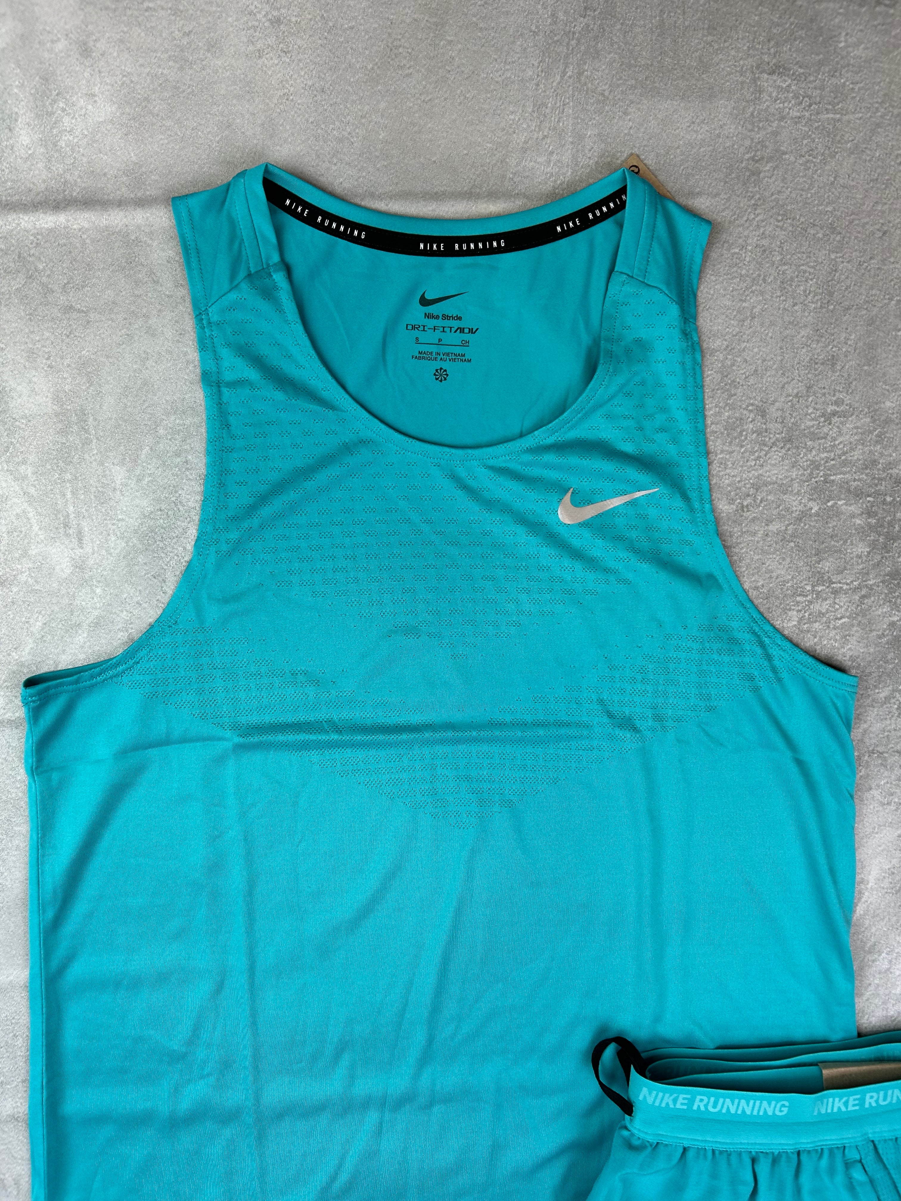 Nike Men's stride DRI-fit ADV running vest dusty cactus