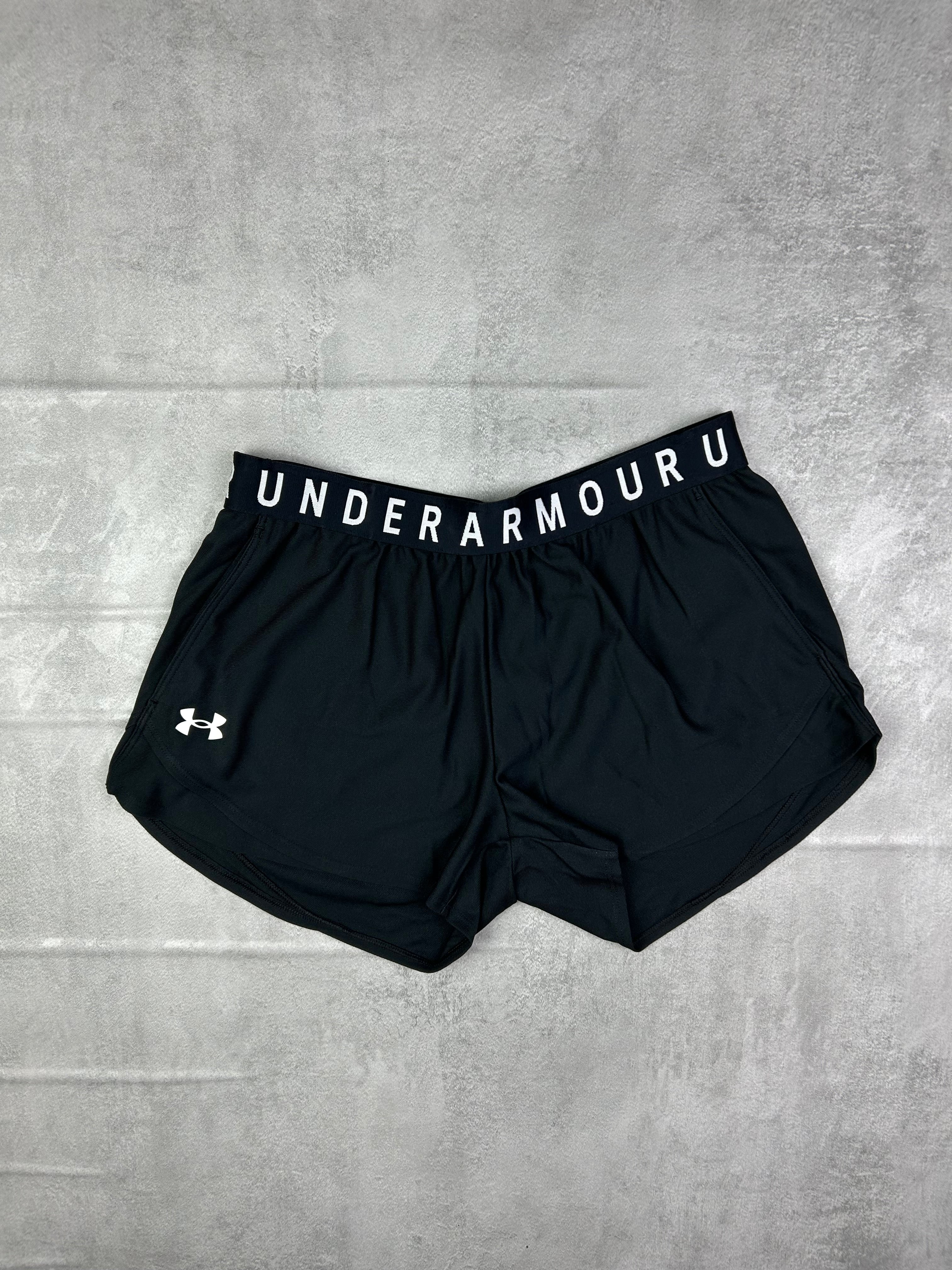 under armour women's play up 3.0 shorts black/white