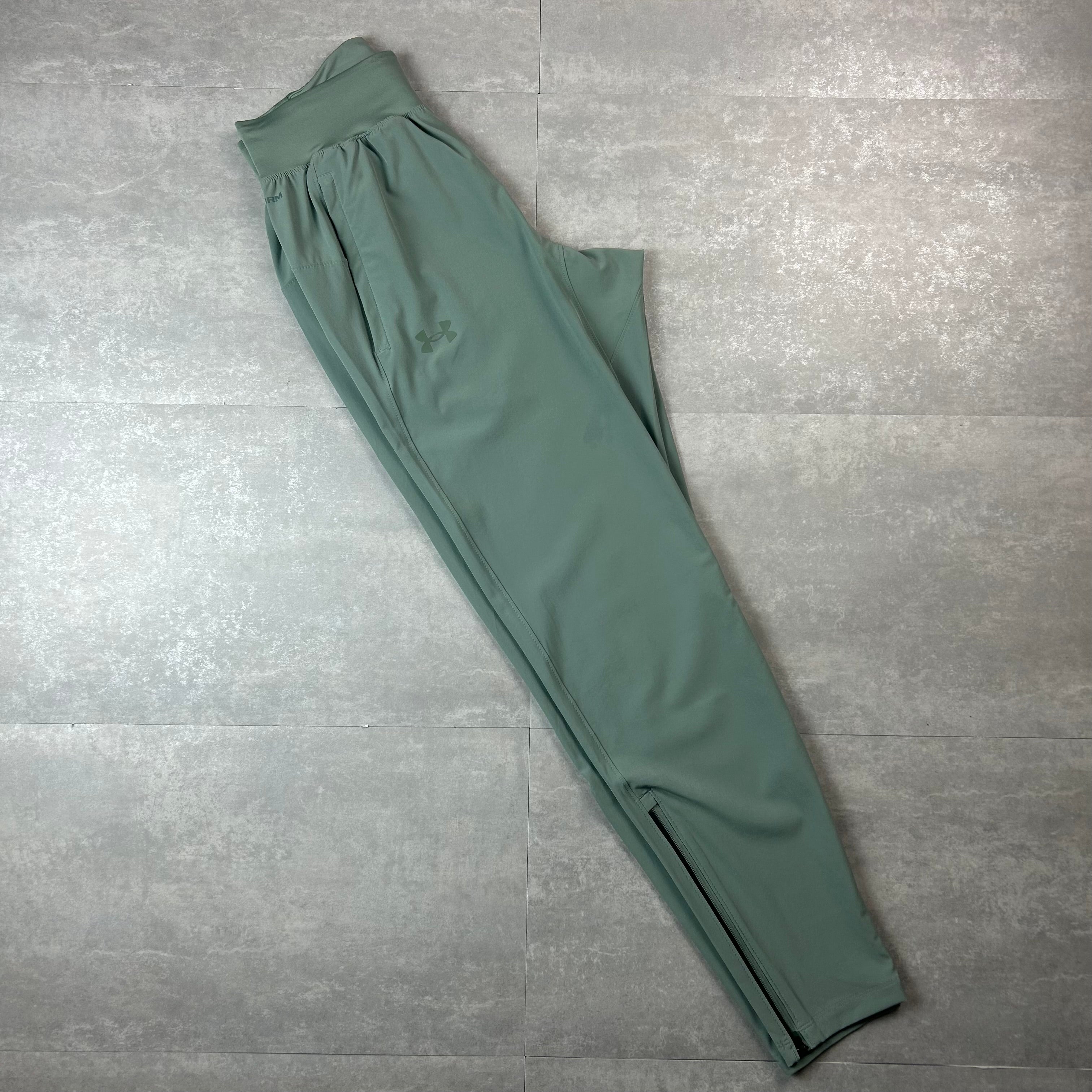 under armour out run the storm pant green