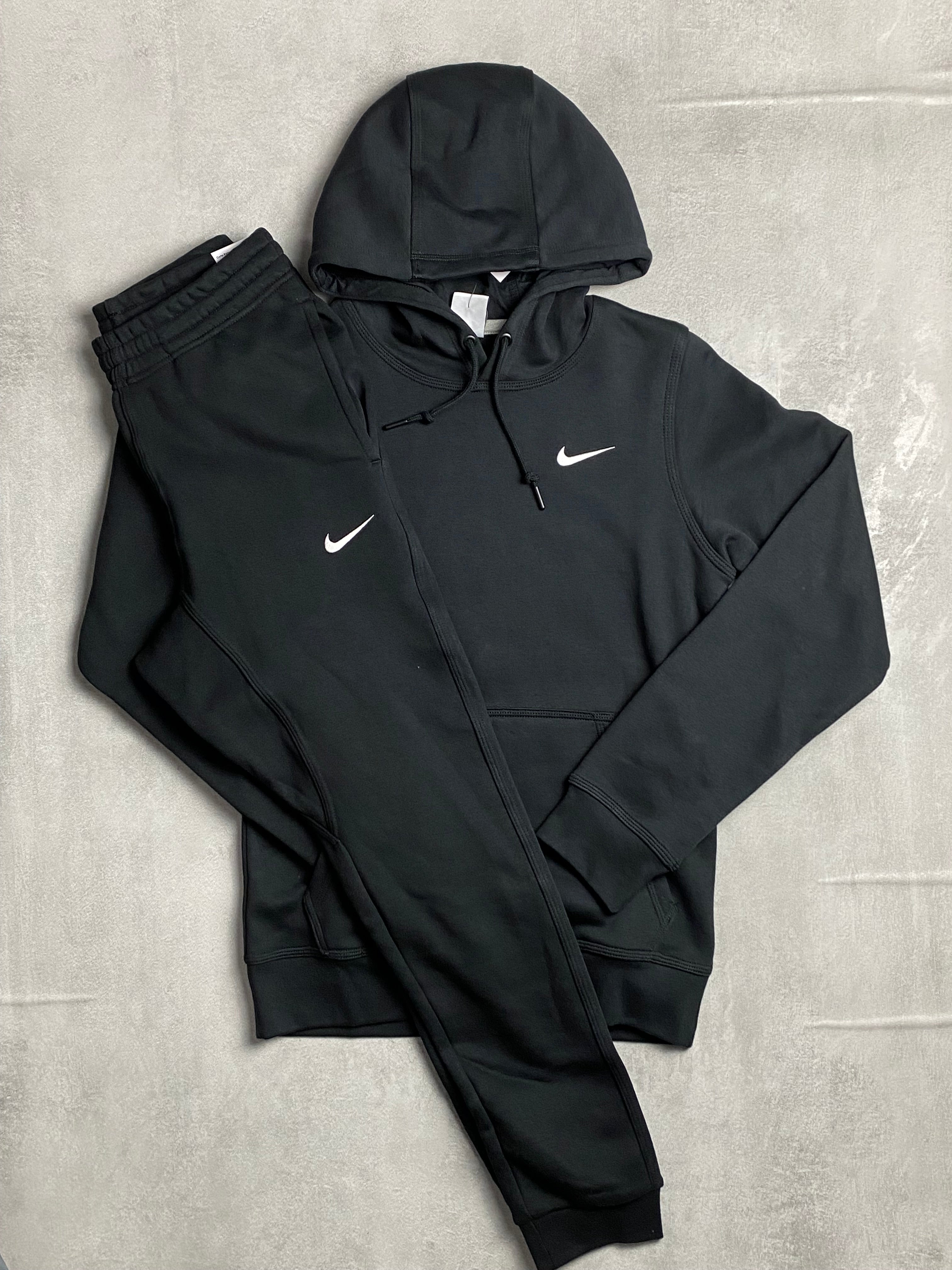 nike club fleece tracksuit set black