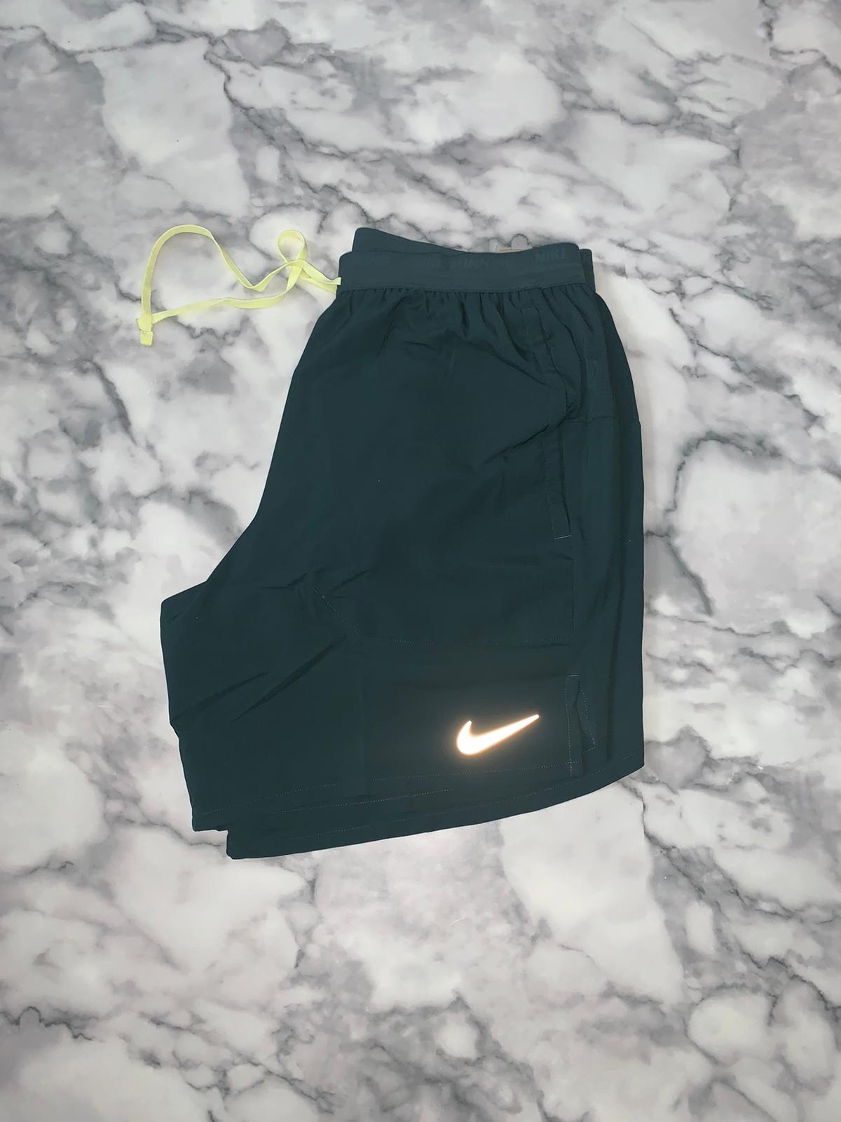 Nike flex stride Jupiter green 7” shorts