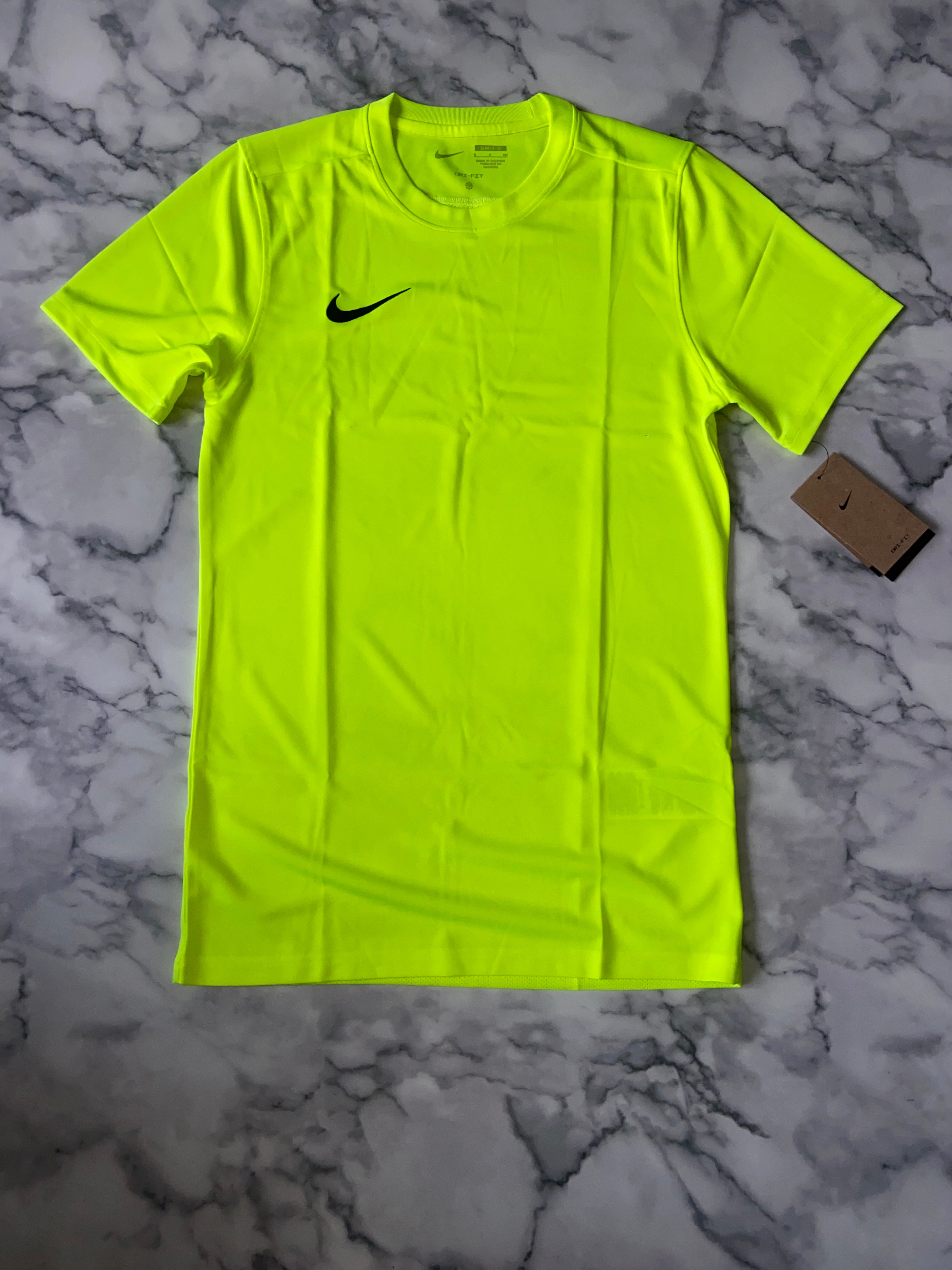 Nike dri fit t shirt volt