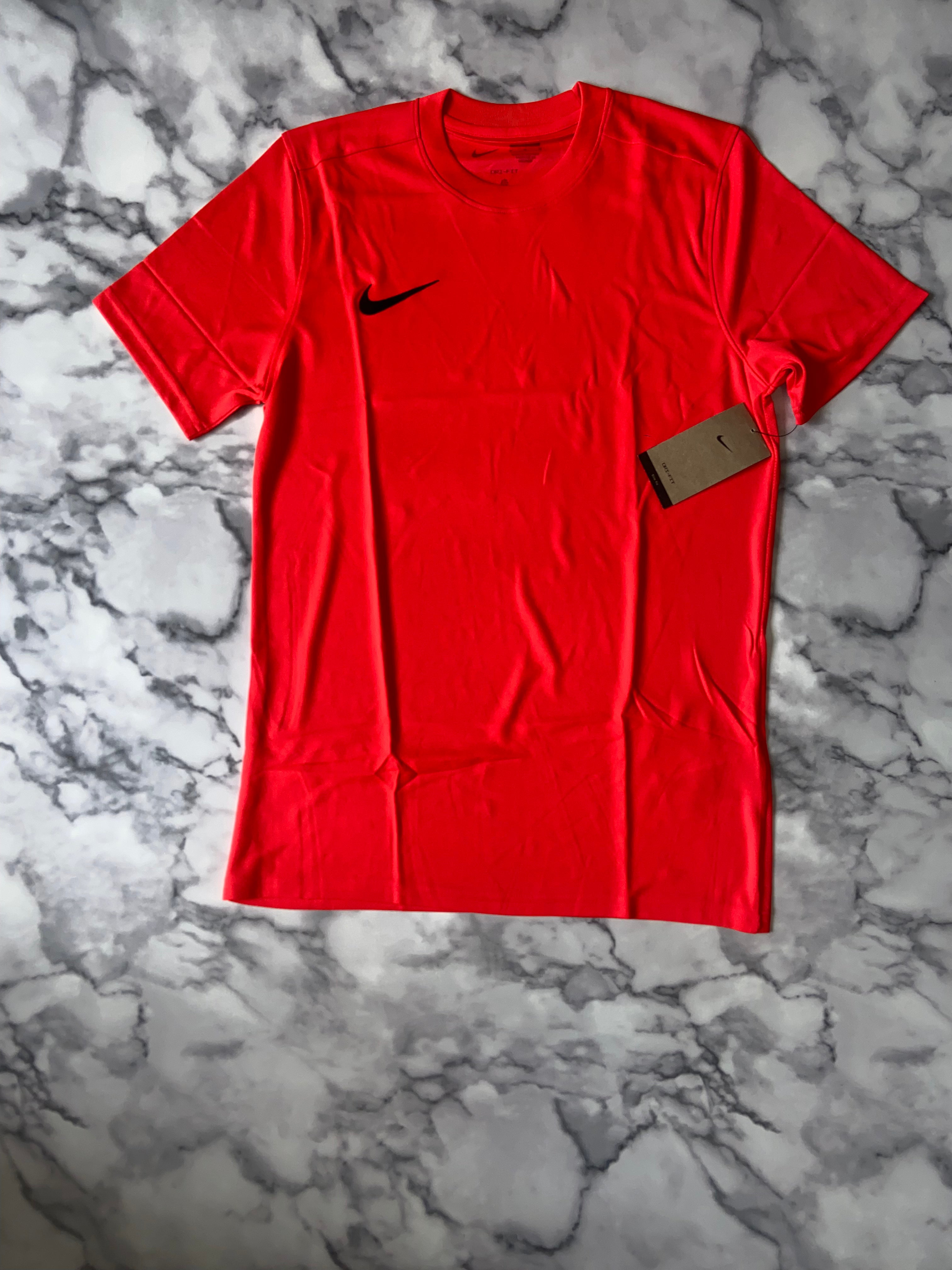 Nike dri fit t shirt crimson red