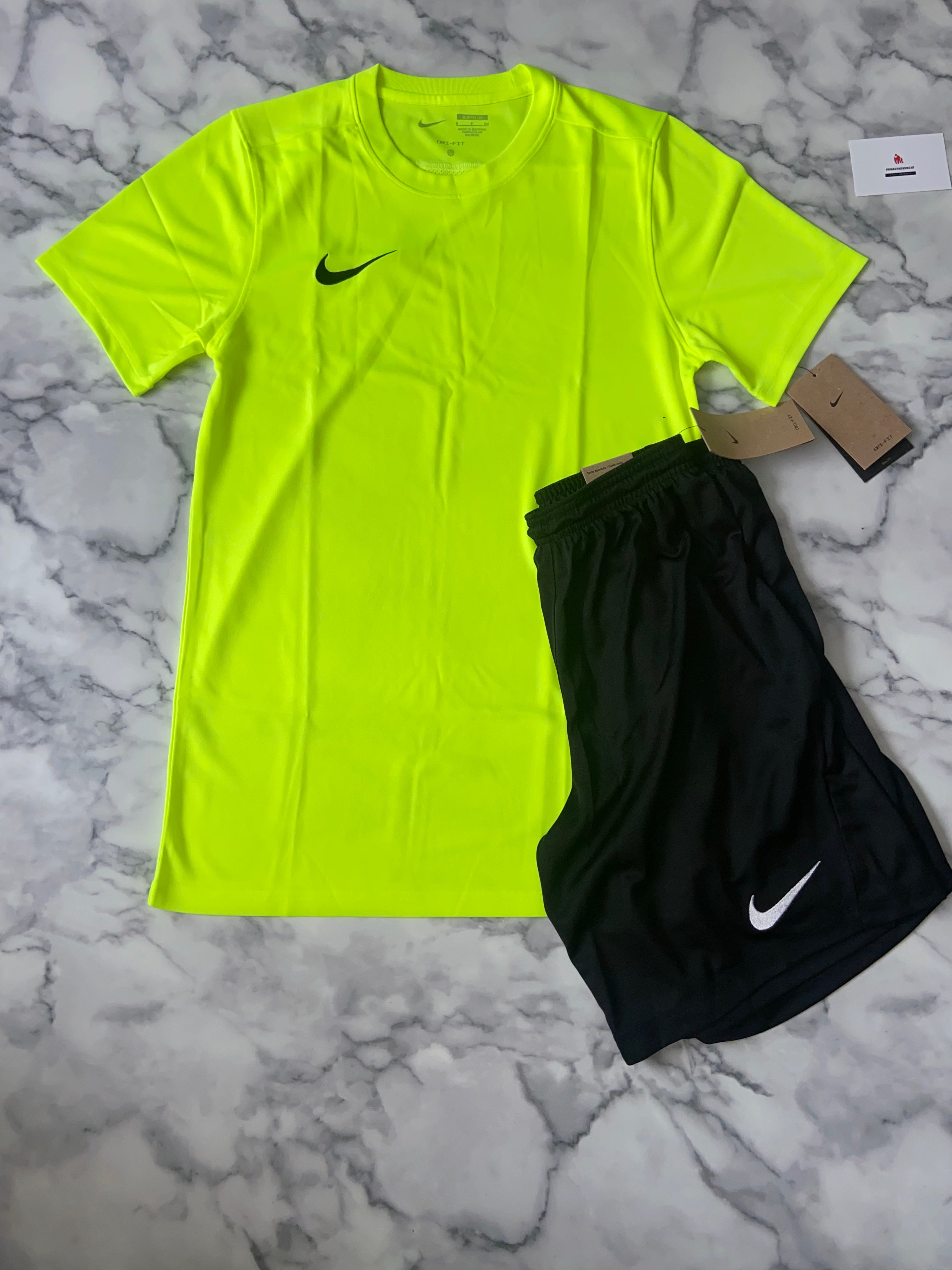 Nike dri fit set volt/black