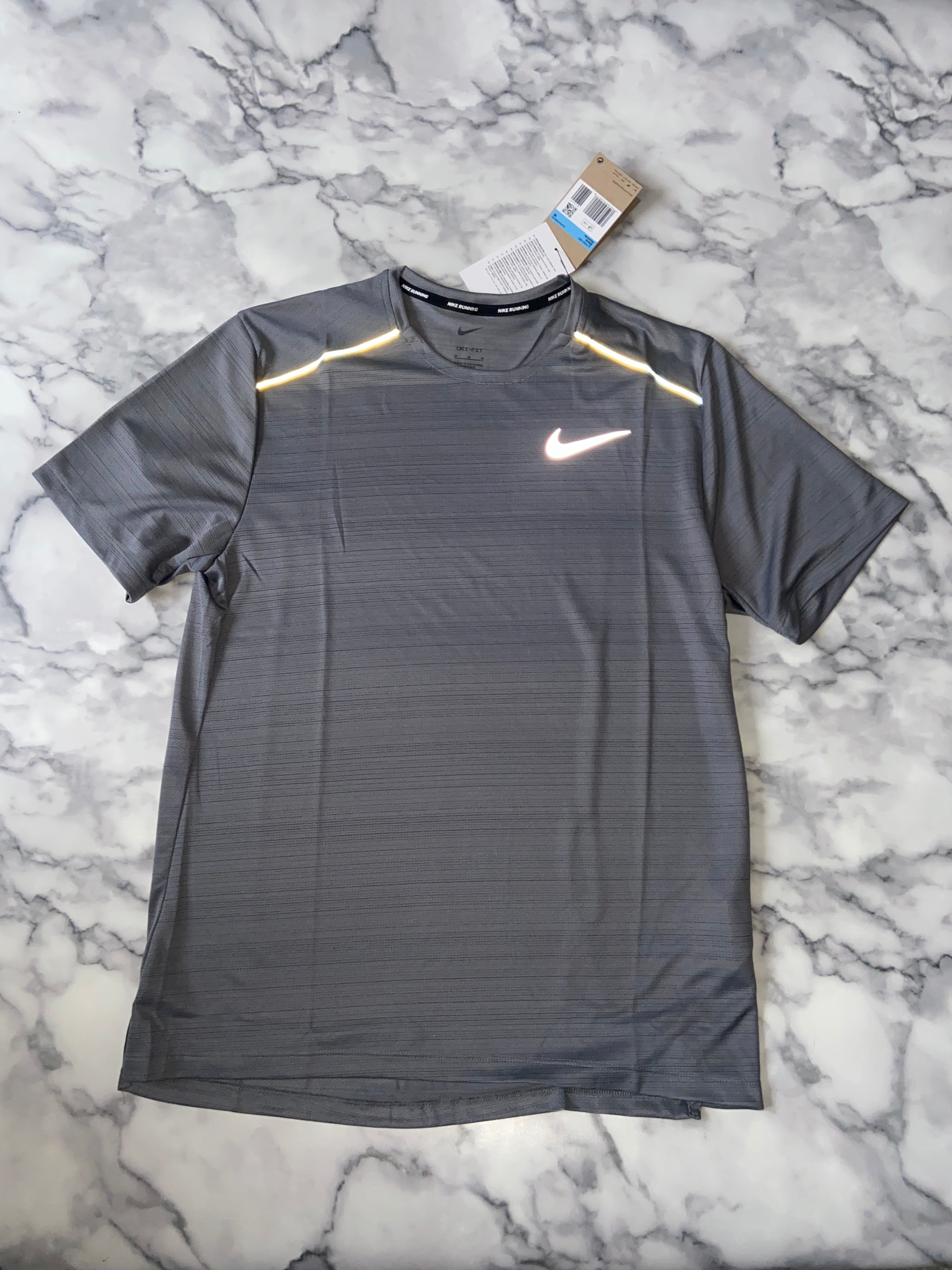 Nike miler 1.0 grey t-shirt